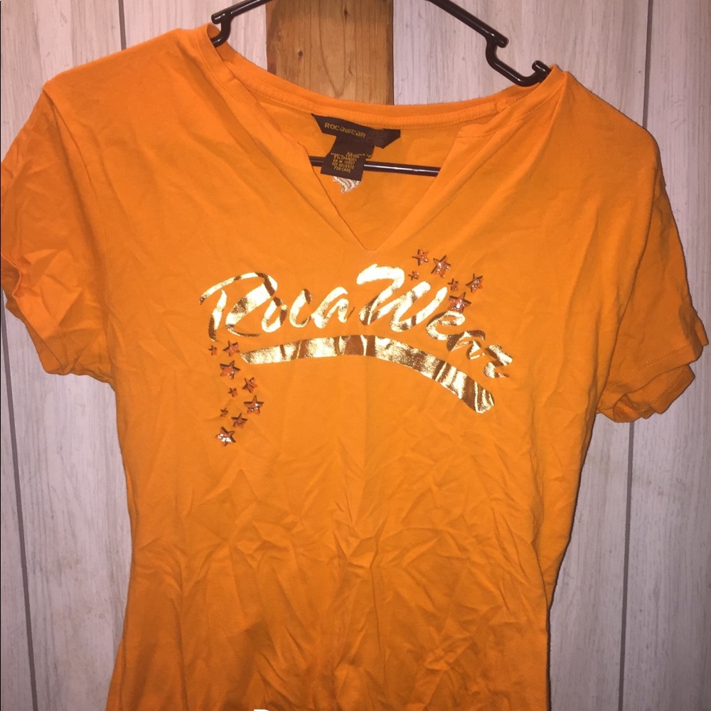 Orange tee shirt